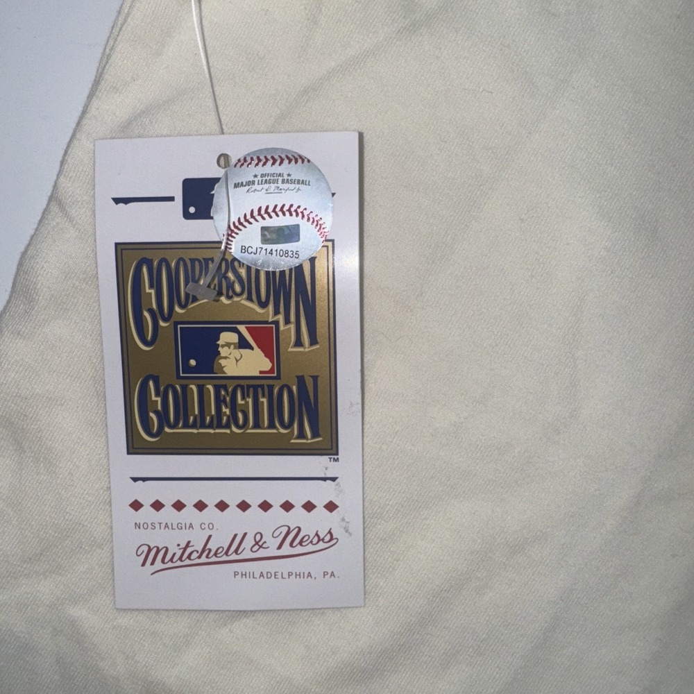 NEW Mitchell & Ness MLB Angels Cooperstown Women's‎ Boxy Crop T-Shirt XL - Picture 4 of 8